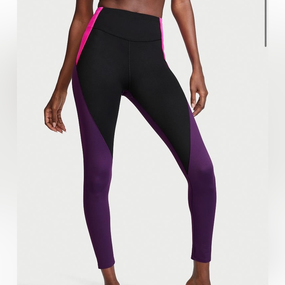 NWT Victoria’s Secret Leggings
